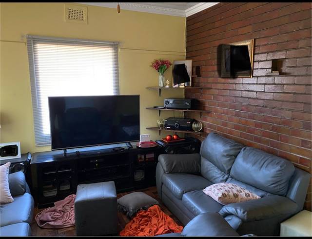 3 BEDROOM HOUSE RENTED IN NAPIERVILLE